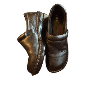 b.ø.c. Women's Black Leather Slip-On Clogs Casual Comfort